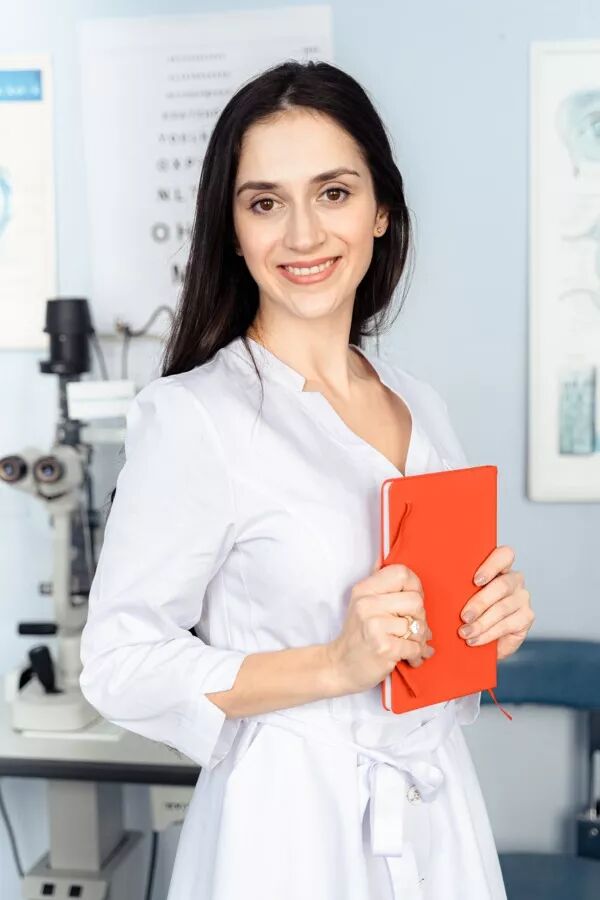 Dr Anne-Astrid Hui-Bon-Hoa